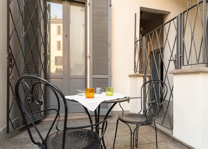 Joyful Naviglio Fortunato Milano